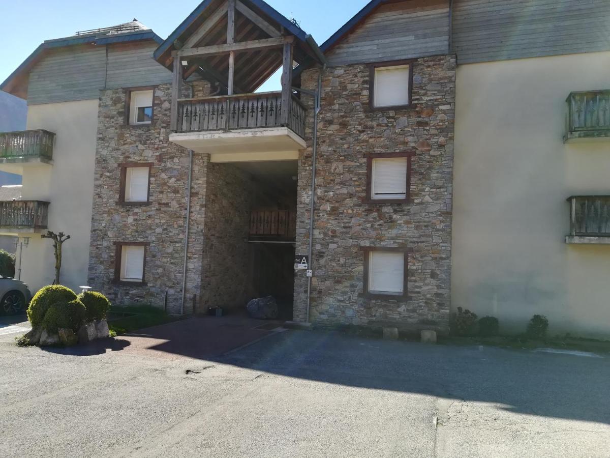 Appartement T3 - 5 Pers - Les Pics D Aran 3* Bagnères-de-Luchon Exteriör bild