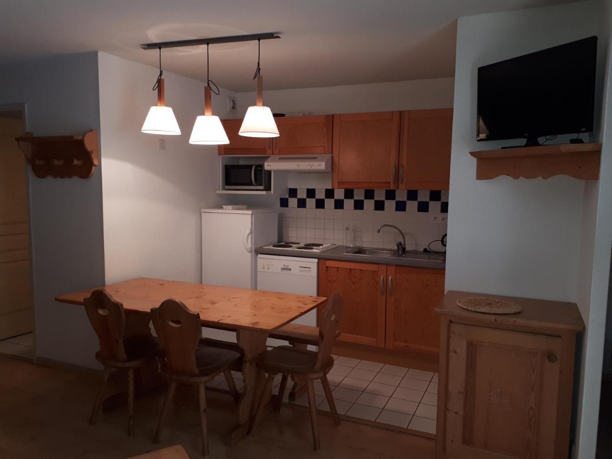 Appartement T3 - 5 Pers - Les Pics D Aran 3* Bagnères-de-Luchon Exteriör bild
